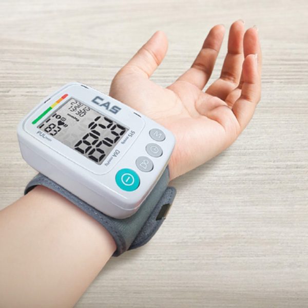 우주헬스케어 - 카스 손목형 디지털 자동 혈압계 MD5200